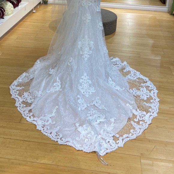 Stunning Wedding Dress Maggi Sottero size US 8 - Picture 7 of 10